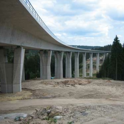 Talbrücke Wallersbach i.Z.d. BAB A 73